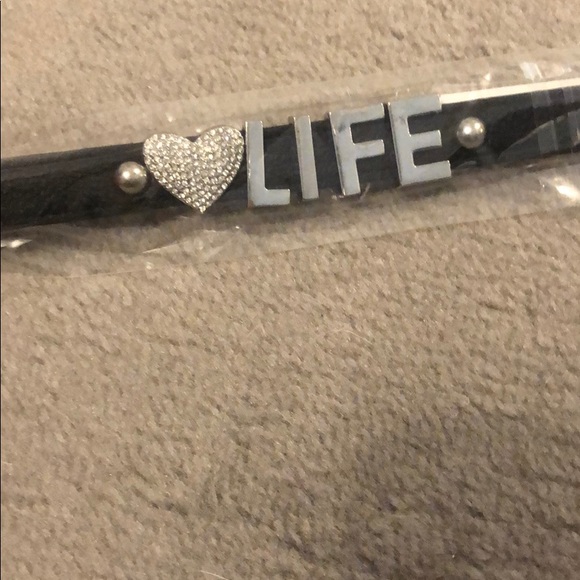 NWT BCBGeneration Love Life Affirmation Bracelet - Picture 2 of 6